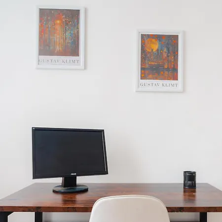 Appartamento City & Service Lisa House פיומבינו